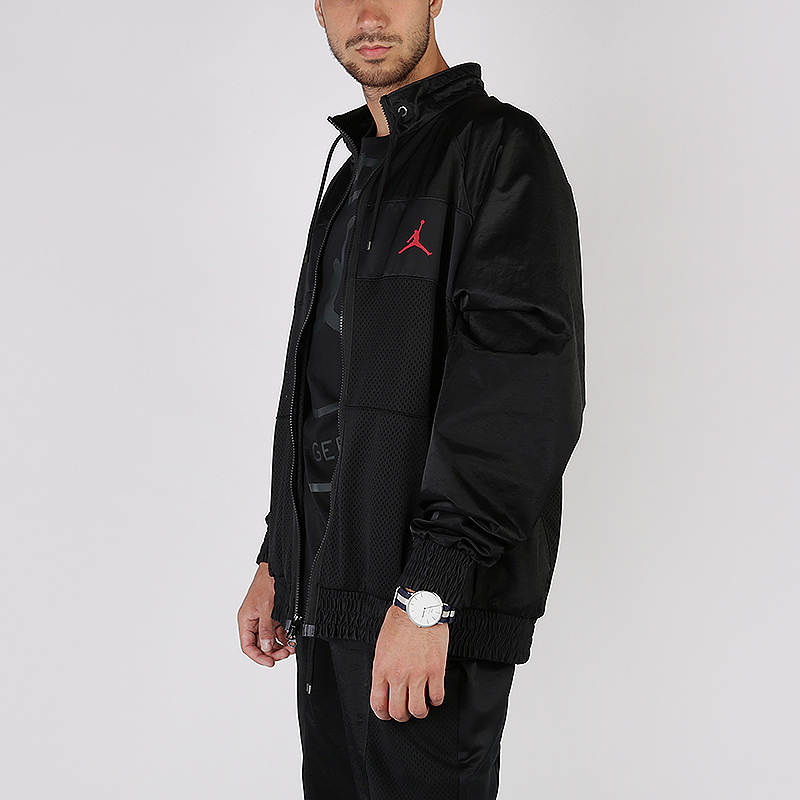 мужская черная куртка Jordan Wings Basketball Flight Suit Jacket AV1302-011 - цена, описание, фото 3